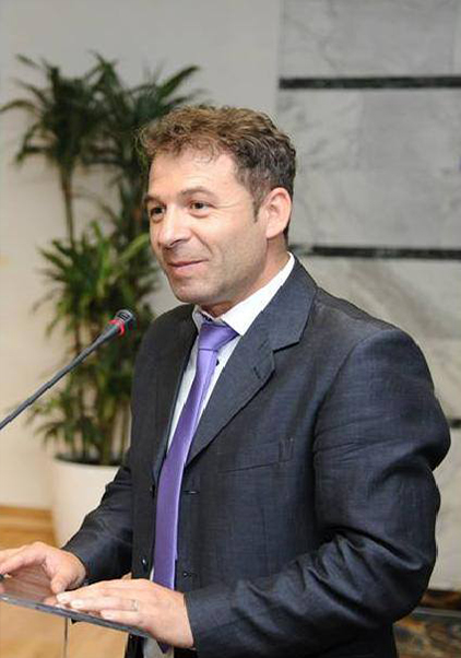 Arjan-33